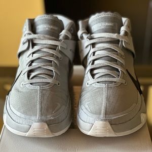 Nike KD 13 TB PROMO Size 10 Mens Wolf Grey/Black-White CW4115-003